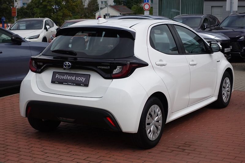 Toyota Yaris 1,5HSD Comfort - fotka 4 z 26