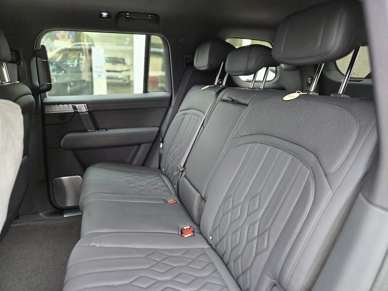 Dongfeng Ostatní (2026) M-HERO 817 E0 - fotka 13 z 22