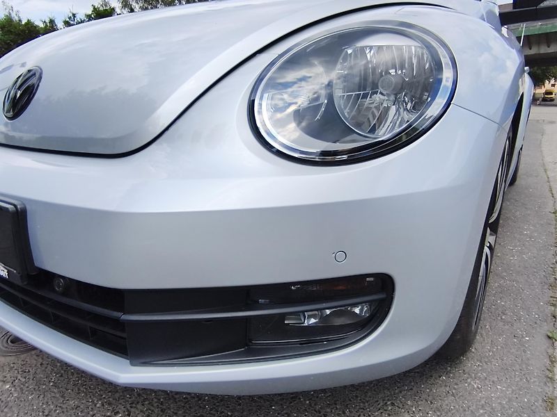 Volkswagen Beetle (2013) 1,2 TSI Cabrio Sport - fotka 33 z 35