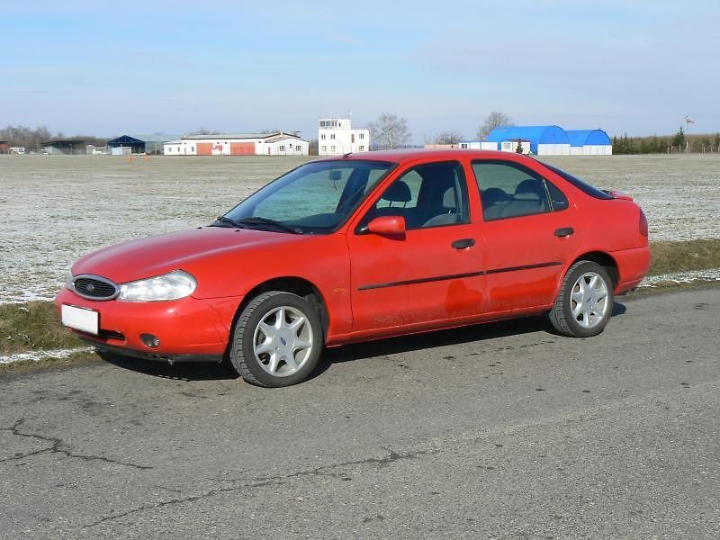 ZKUŠENOSTI UŽIVATELE: Ford Mondeo 
