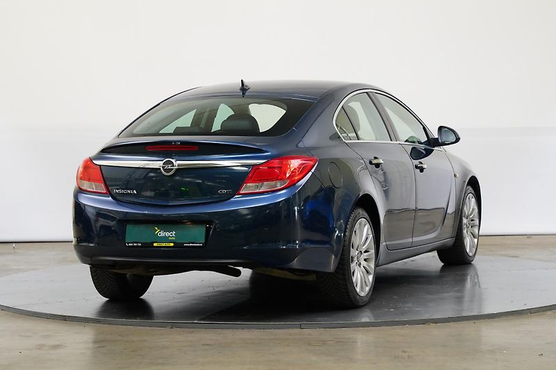 Opel Insignia - fotka 2 z 23