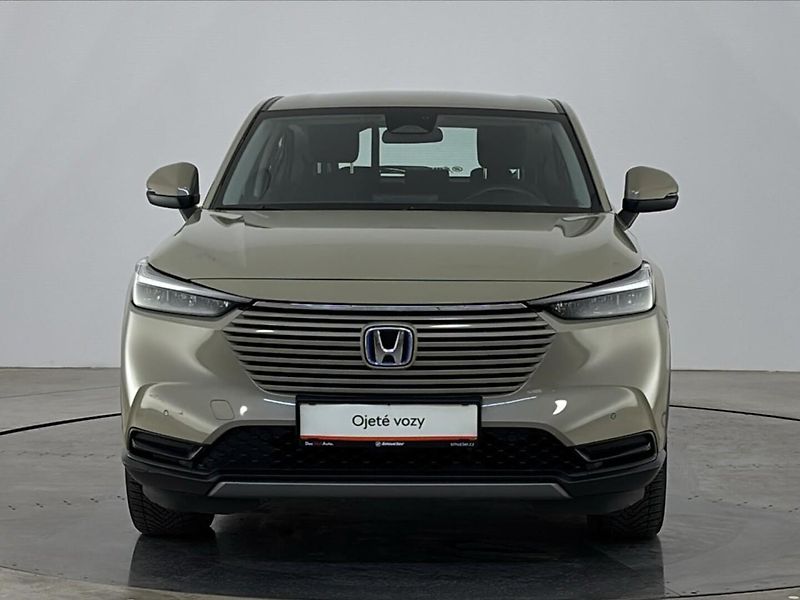 Honda HR-V Elegance e-CVT - fotka 4 z 26
