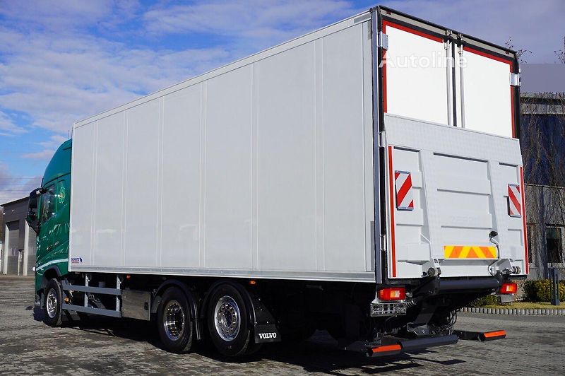 Volvo FH (2018) 500 6x2 chlaďák EURO 6 - fotka 6 z 26