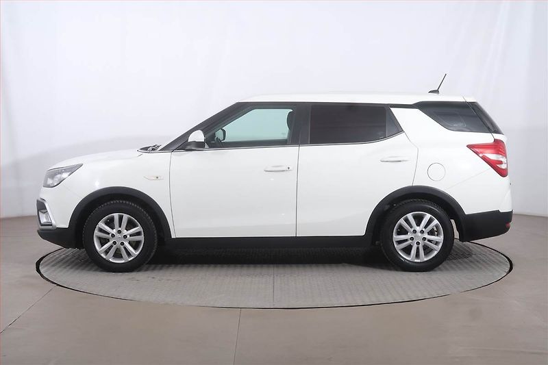 SsangYong XLV (2017) 1.6 e-XGi, Serv.kniha, Navi - fotka 3 z 20