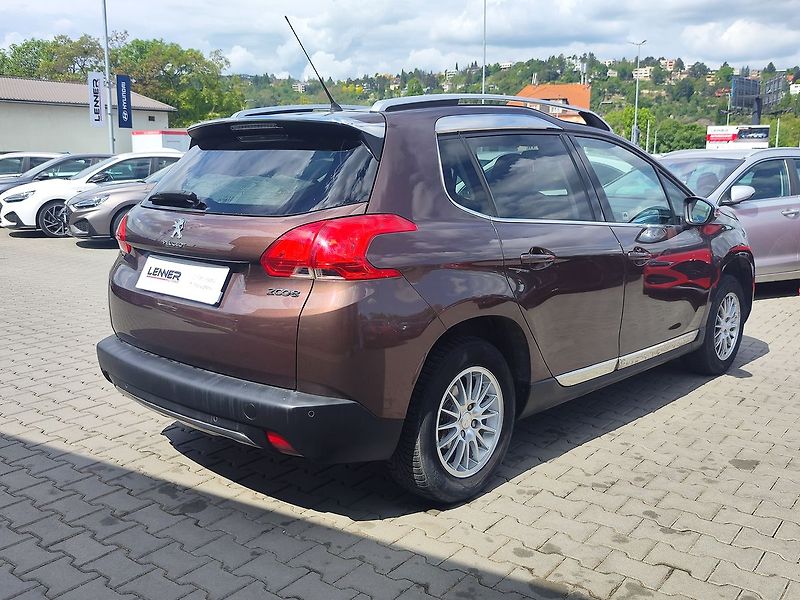 Peugeot 2008 1.6 VTi/88kW Allure tažné ČR - fotka 5 z 32