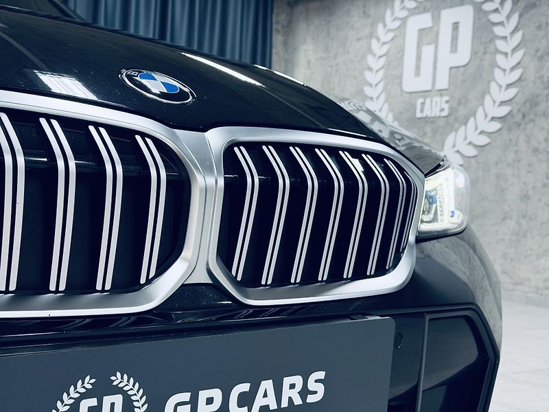 BMW Řada 3 (2023) 330d*xDRIVE*M-PAKET*ZÁR*TAŽNÉ - fotka 5 z 41