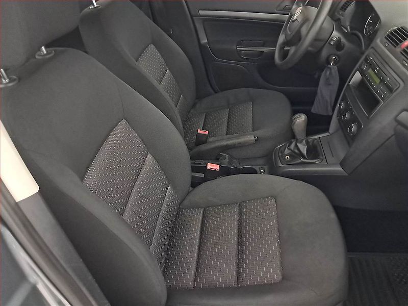 Škoda Octavia (2012) 1.6 - fotka 9 z 19