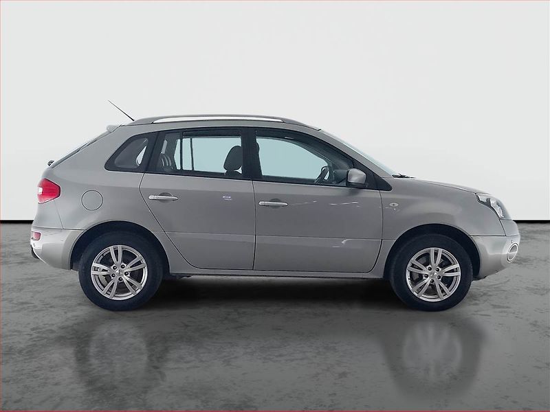 Renault Koleos (2008) 2.0 dCi, 4X4, Tempomat - fotka 6 z 17