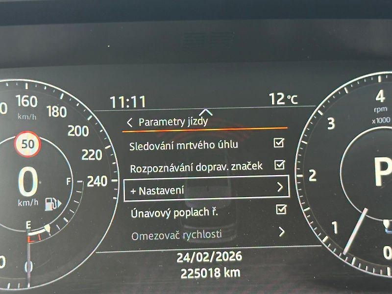 Land Rover Range Rover (2017) 3.0TDV6, 190KW, 360°, SOFT,DPH - fotka 29 z 35