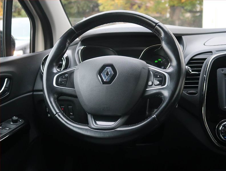 Renault Captur (2016) 1.2 TCe, Automat, Tempomat - fotka 16 z 22