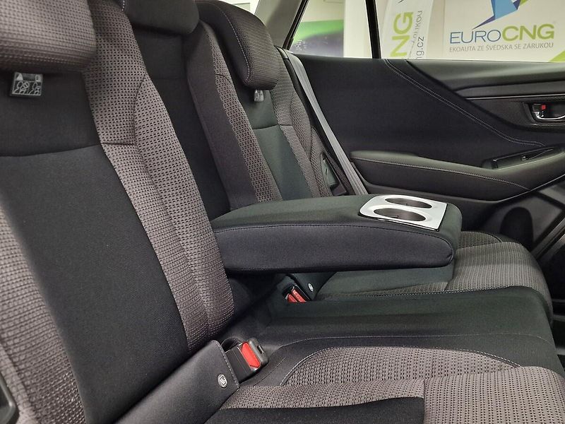 Subaru Outback (2025) 2.5 ACTIVE 2025 - fotka 32 z 59