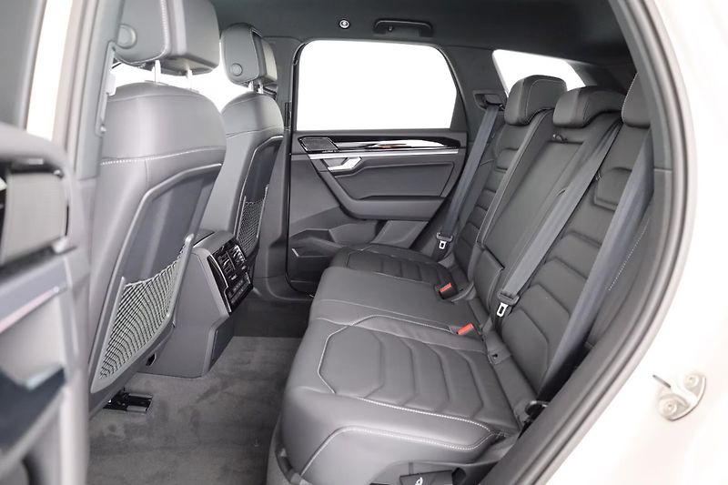 Volkswagen Touareg TDI 210kW R-Line 360 Ventilace - fotka 7 z 15