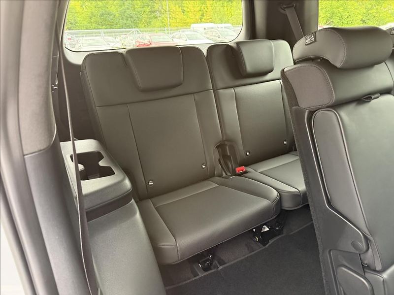 Hyundai Santa Fe 1,6 T HEV 4WD 7M  Calligraphy - fotka 15 z 30