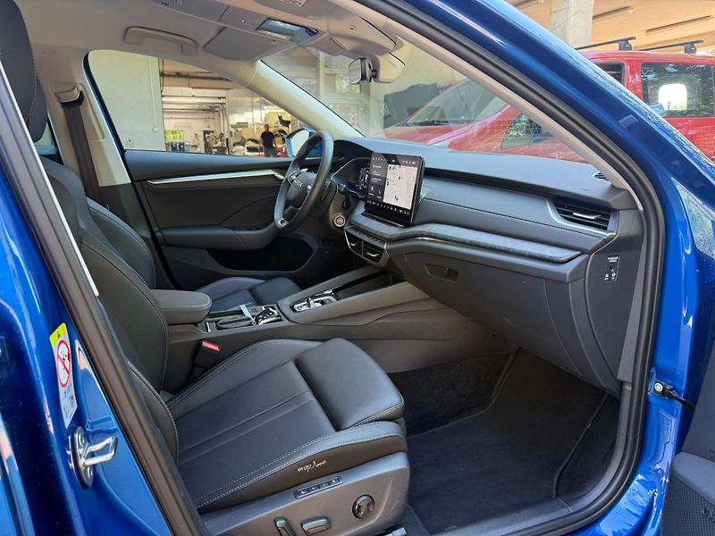 Škoda Octavia Exclusive Selection 2.0 TDI 11 - fotka 8 z 27