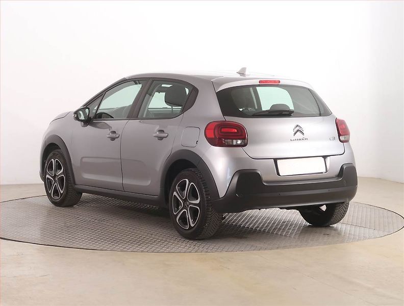 Mazda 2 (2009) 1.3 i, zamluveno - fotka 4 z 16