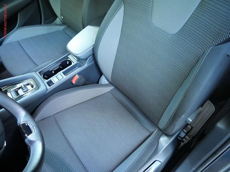 Škoda Octavia (2021) 2.0TDi, DSG, navi, LED - fotka 9 z 24