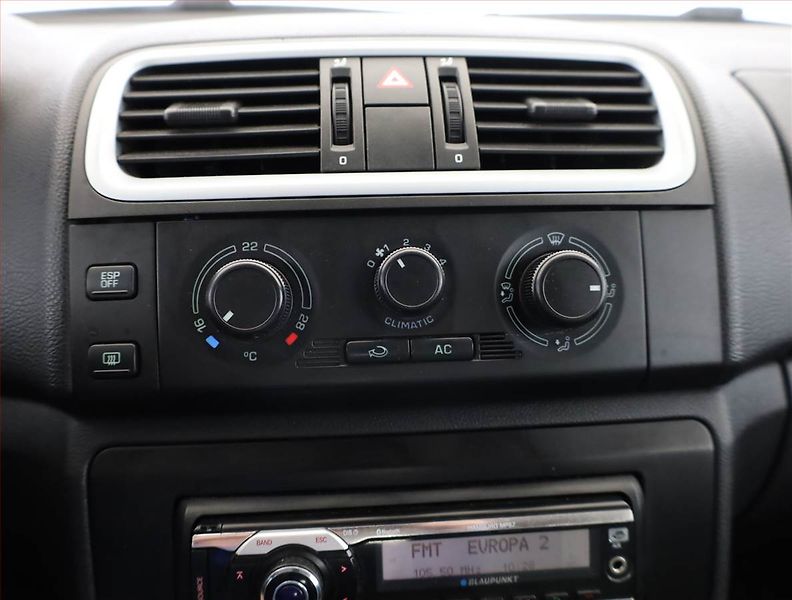 Škoda Fabia (2009) Ambiente 1.2 12V, Serv.kniha - fotka 10 z 16