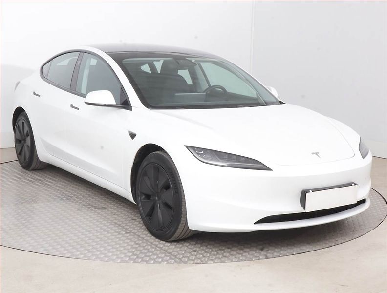 Tesla Model 3 (2023) Standard Range LFP, SoH 96% - fotografie inzerátu