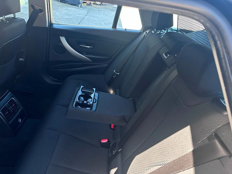 BMW Řada 3 (2017) 2.0D 110kW/Full Led/1MAJ/Navi - fotka 13 z 34