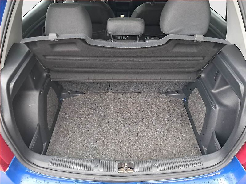 Škoda Fabia (2009) 1.2, po STK, Klima, udržované - fotka 13 z 15