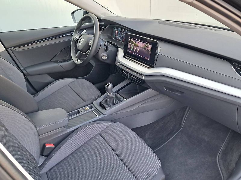 Škoda Octavia (2024) IV SELECTION 1.5 TSI / 85 kW M - fotka 22 z 29