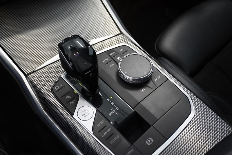 BMW Řada 3 (2020) 320D  2,0 M-SPORT XDRIVE AUT. - fotka 19 z 31
