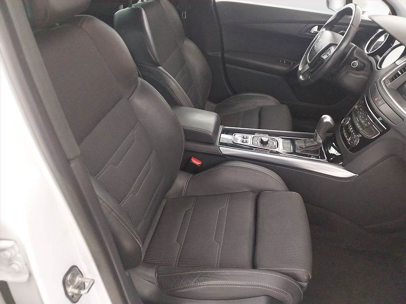Peugeot 508 (2014) 2.2 HDi, Automat, Serv.kniha - fotka 9 z 21