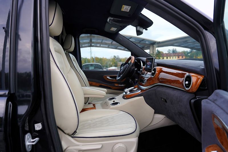 Mercedes-Benz Třídy V V250d Extra Long/BUSINESS VIP - fotka 21 z 45