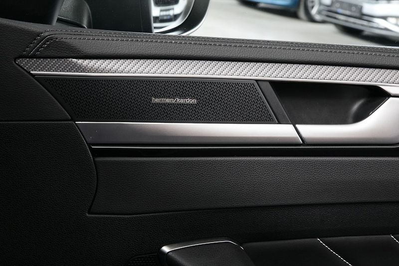 Volkswagen Arteon 2.0TDI 147kW 4x4 R-Line IQ Web - fotka 19 z 38