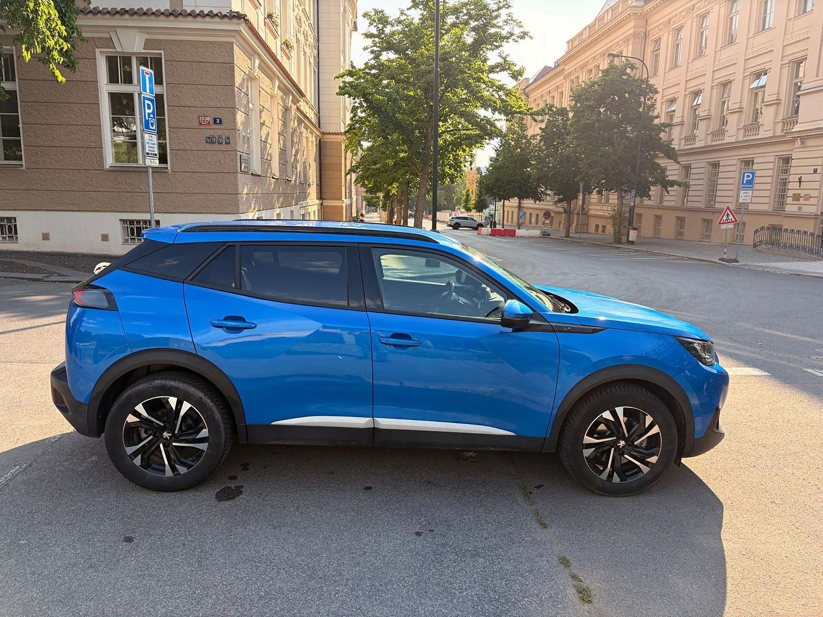 Peugeot 2008 e-2008 Allure Pack