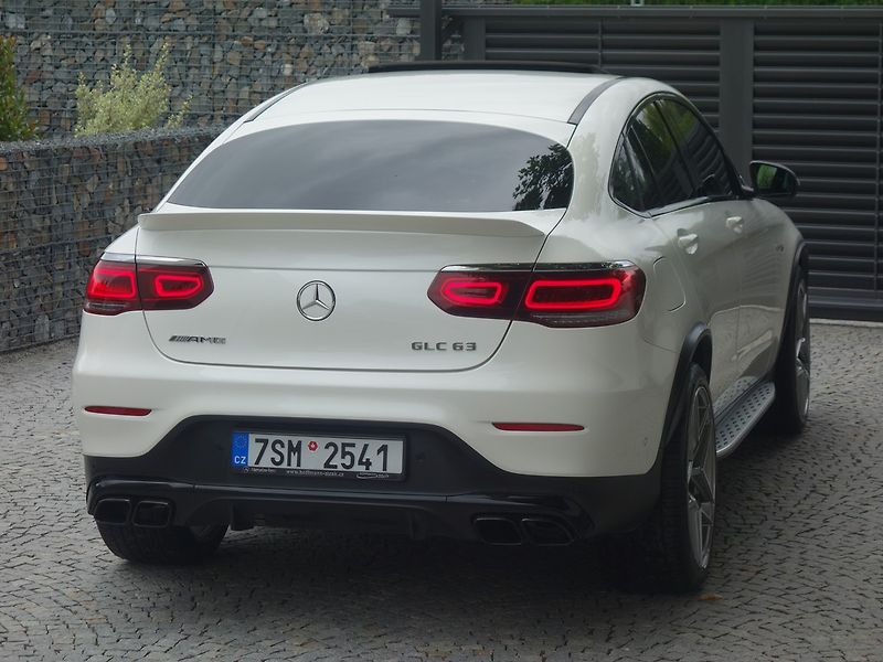 Mercedes-Benz GLC (2023) 63AMG*4M*KUPÉ*53000KM*ZÁRUKA!! - fotka 2 z 50