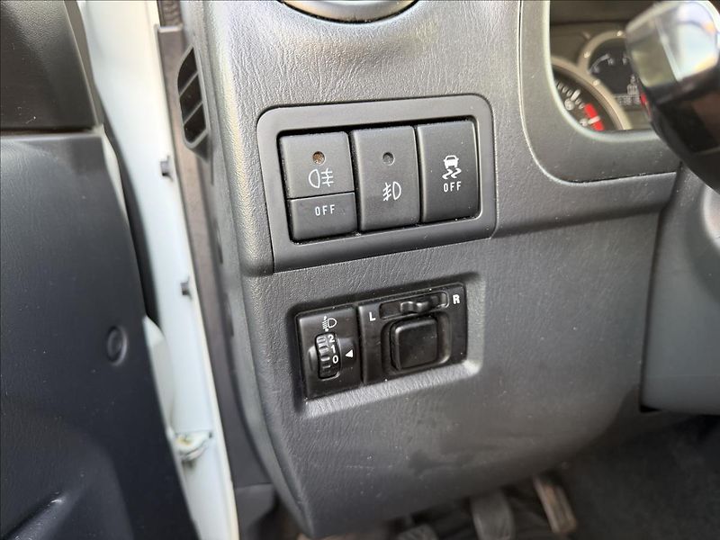 Suzuki Jimny 1,3 4x4 KLIMA TOP STAV - fotka 18 z 20