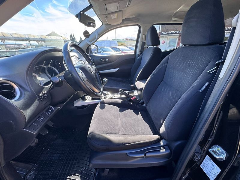 Nissan Navara (2016) 4X4 2,3D 120 KW MANUÁL TAŽNÉ - fotka 18 z 50
