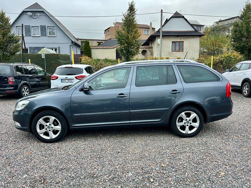 Škoda Octavia (2011) 1.2 TSI 77 kW DSG - fotka 8 z 8