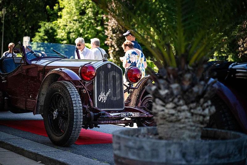 Automobilové skvosty byly k vidění v sobotu v lázeňském městě, kde se při závěru akce Concours d’Elegance Luhačovice 2026 představilo více než 50 historických automobilů z několika evropských zemí.