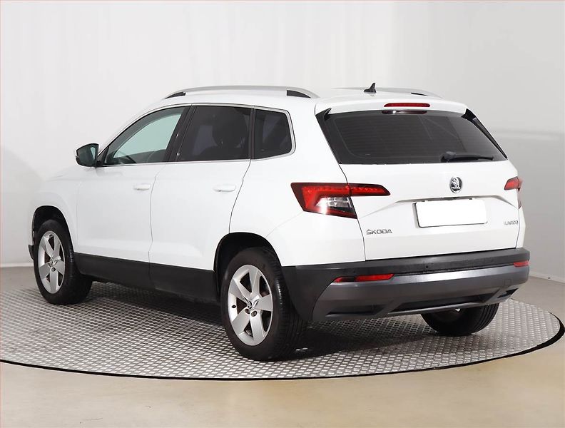 Škoda Karoq (2018) Style 1.5 TSI, Navi, Tempomat - fotka 4 z 16