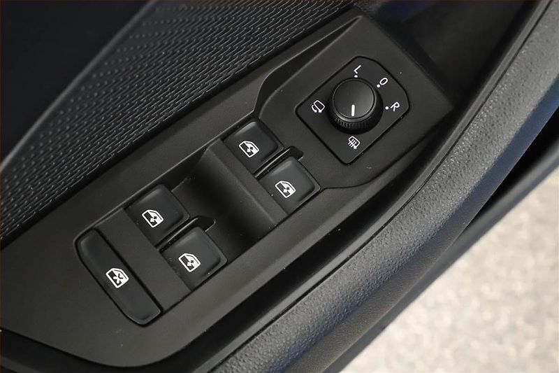 Škoda Octavia (2022) Style 1.4 TSI iV - fotka 9 z 20