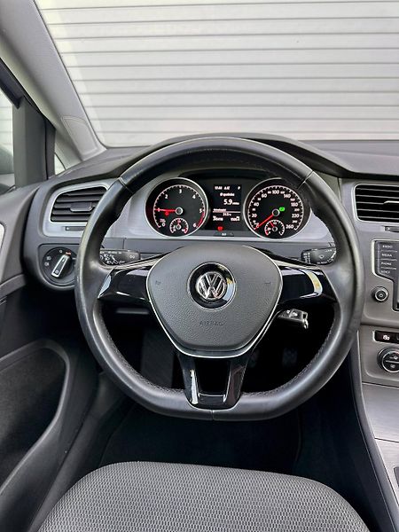 Volkswagen Golf (2015)  VII KOMBI 1.6 TDI DSG WEBASTO - fotka 16 z 28