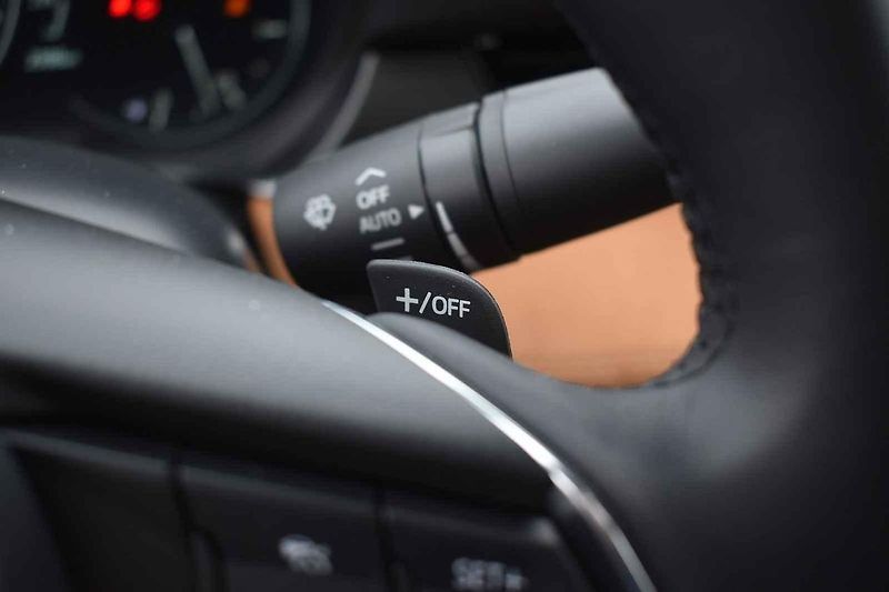 Mazda 6 se v současné generaci vyrábí již přes deset let. Stáří na ní vidět není