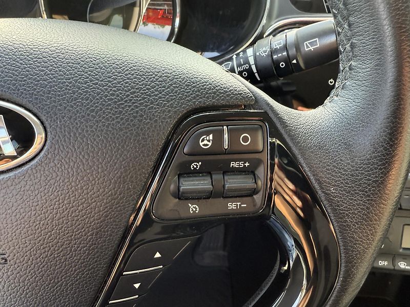 Kia Ceed (2018) TOP 1.6 GDI 99KW - fotka 15 z 15