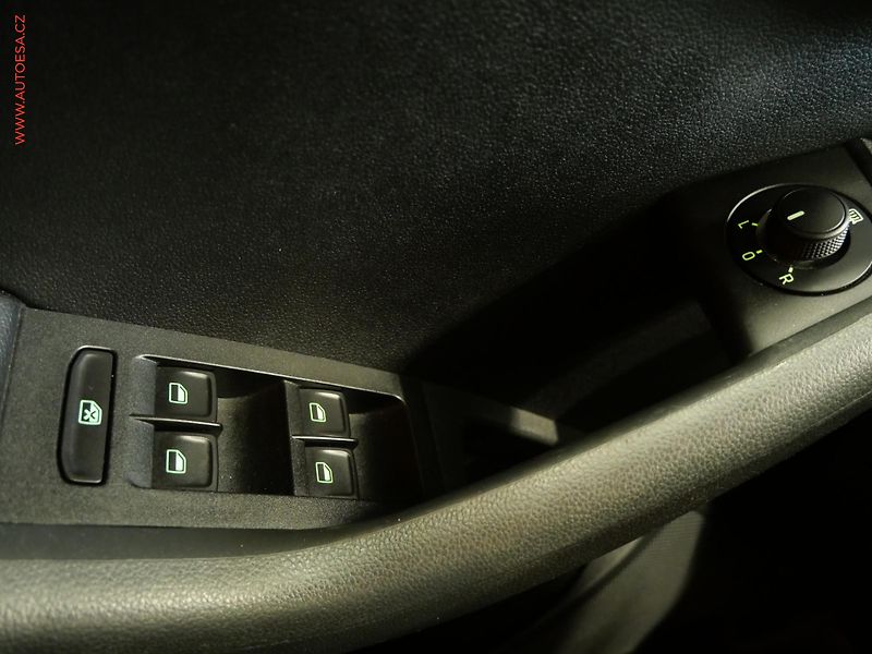 Škoda Octavia (2015) 2.0 TDi, Elegance, TZ - fotka 14 z 22