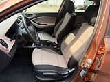 Hyundai i20 1.2 i, ČR, 1.Maj, 23 tkm - náhled 13