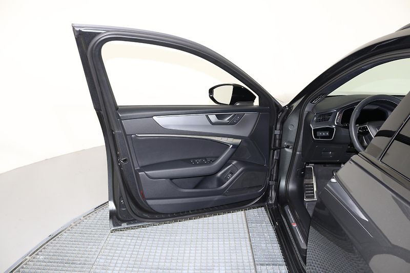Audi S6 AVANT TDI 253 KW QUATTRO - fotka 12 z 26