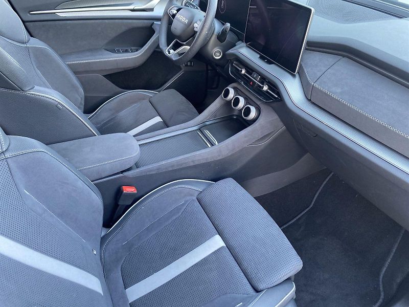 Škoda Kodiaq (2025) 2.0 TDI 4x4 DSG SportLine - fotka 10 z 39