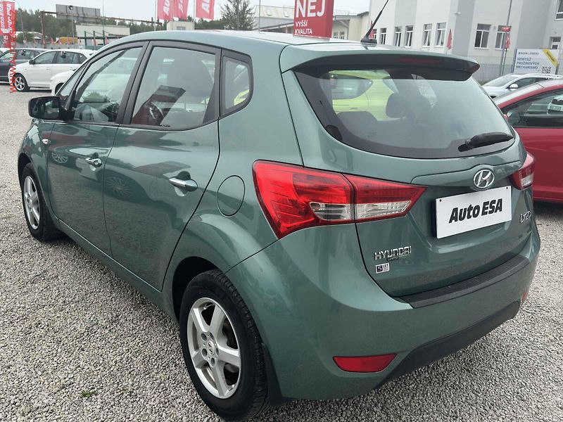 Hyundai ix20 (2012) 1.4i, ČR, servis.kniha, AC - fotka 4 z 18