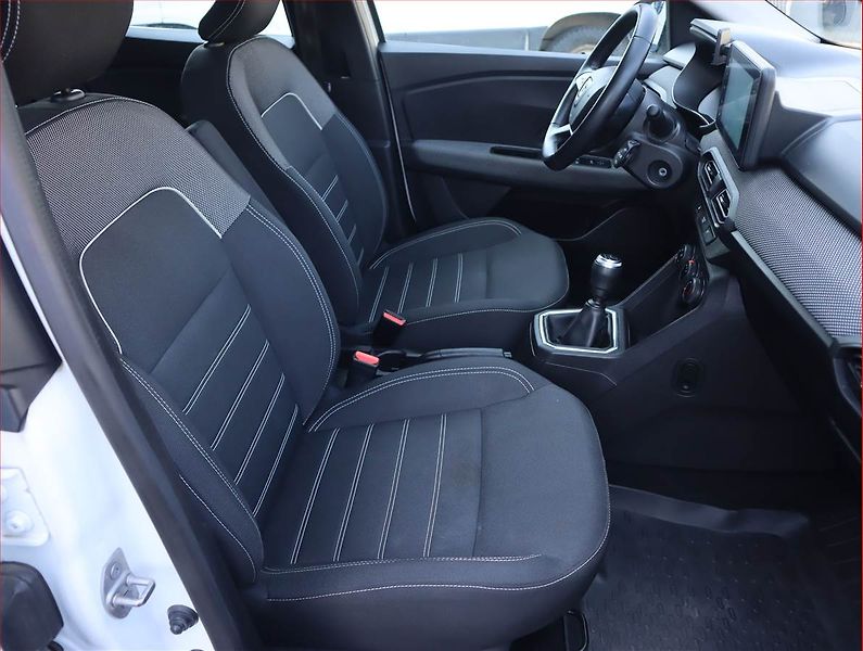 Dacia Sandero (2022) 1.0 SCe, Tempomat - fotka 9 z 18