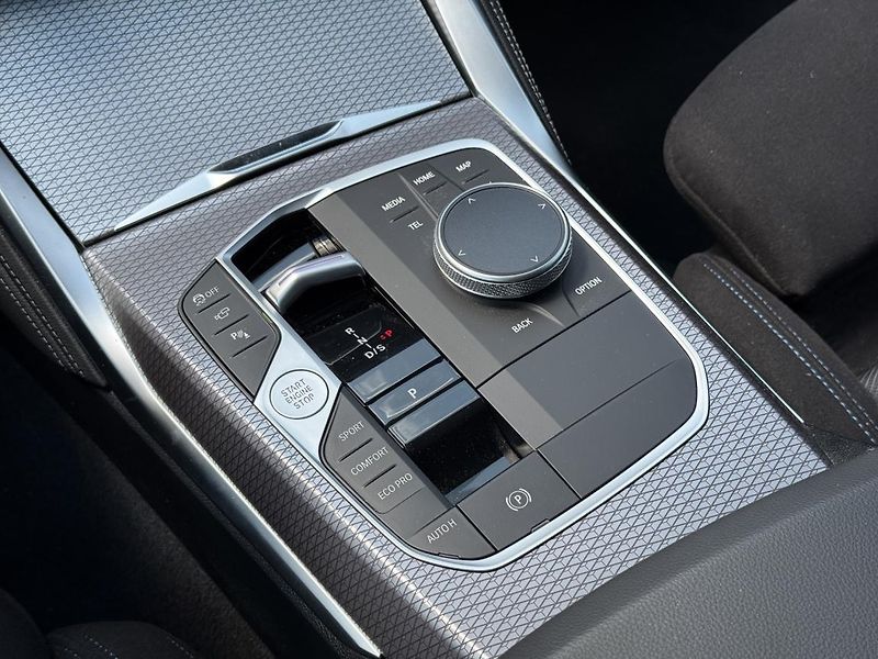 BMW Řada 4 420d xDrive Gran Coupe - fotka 12 z 22