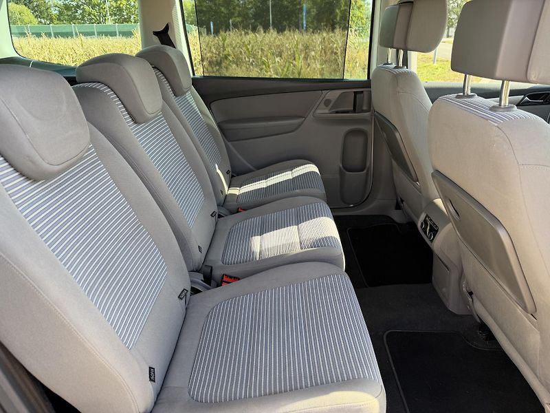 Seat Alhambra 2.0 TDI 130KW KAMERA SERVISKA - fotka 25 z 44
