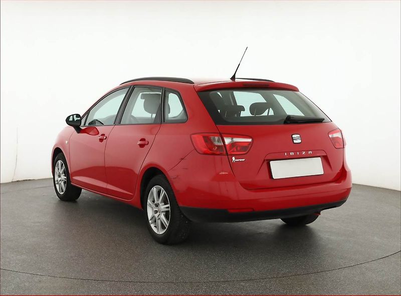 Seat Ibiza (2011) 1.2 12V, Serv.kniha, po STK - fotka 4 z 15