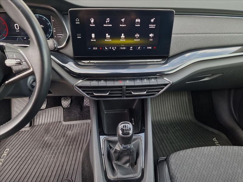 Škoda Octavia 2.0 TDI Style Combi,ČR,1.Maj. - fotka 23 z 49